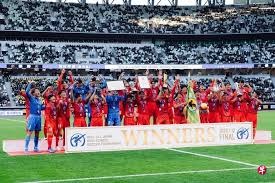 有人质疑瓜迪奥拉的青训水平？看看布斯克茨，和梅西就知道了